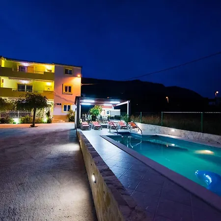 Apartamento Mariska Podstrana